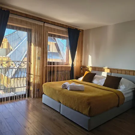 Sadelska Chalpa בית כפרי